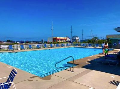 Outdoor Pool - Camp Hatteras RV Park & Resort